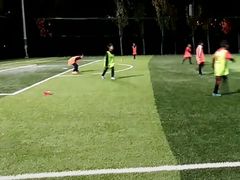 -中关村软件园智云足球场