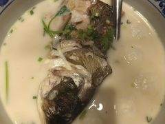 -南京金牛湖巨碗鱼头