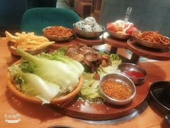 -肥肥虾庄·金牌油焖大虾(杨园滨江时代walk店)