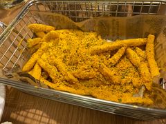 -BHC炸鸡(明洞总店)