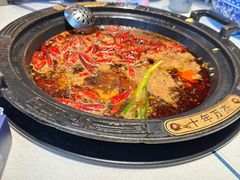 -爱你您·自家鱼塘·活水喷泉鱼火锅(八里店)