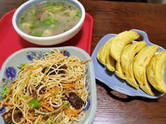 -老新隆牛肉锅贴(新街口店)