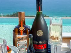-瑰丽酒店·海吧·天际下午茶·现场DJ·天台酒吧