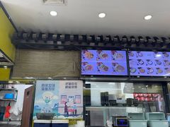 -龙记桂林米粉(财满街店)