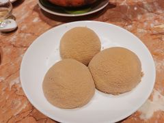 酥皮牛奶包-金玉满堂潮州酒楼(无限极荟购物广场店)