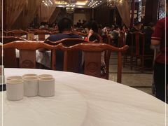 大堂-鸿运酒楼