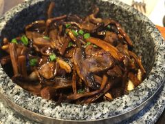 石锅松茸养生菌-中山路壹号传奇club·啤酒花园餐厅