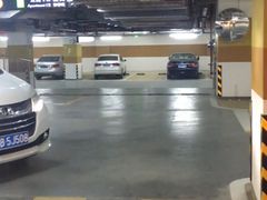 -阳光天地停车场(唐镇店)