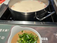 -尚尚仙·酸汤猪手·猪肚鸡火锅(华联万柳购物中心店)