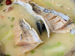 -姚记抚仙湖石锅鱼庄