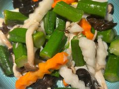 -前海沿·青岛菜(大拇指广场石老人店)