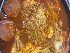-三清洞摩西韩式年糕火锅(威高广场店)