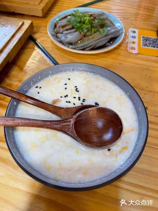 勺子米线·云南传统小吃市集(四方街店)图片