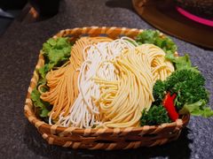 -湊湊火锅·茶憩(恒隆广场店)