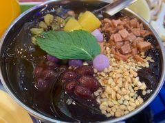冰粉-马路边边火锅串串(观前街店)