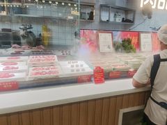 -四囍码头海鲜烧烤自助火锅(外滩南京东路悦荟广场店)