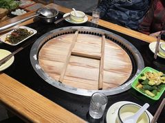 -地锅公社·现炒地锅鸡·地锅鱼·夜宵(罗锦路店)