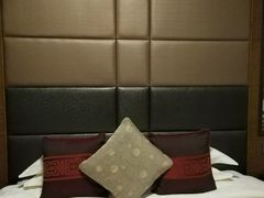 -三亚亚龙湾五号度假别墅酒店