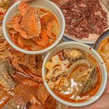 这家就在上邦，开了好几年，每天都有超多的食客在这排等候
