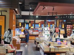 -西西弗书店(三峡广场湟恩新纪元购物广场店)