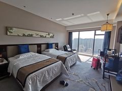 -梅园国际大酒店·自助餐厅(光明港店)