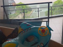 -上海滴水湖皇冠假日酒店