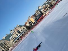 -亚布力新体委滑雪场