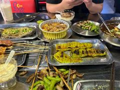 -马路牙子烧烤音乐酒馆(望京店)