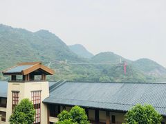 -英德宝晶宫天鹅湖茶语温泉