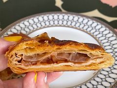 苹果酥-老梦面包CHEZMOREL(麦子店)