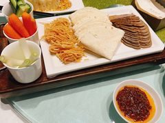 -江城小馆陕南妈妈菜·全球旅行餐厅(钟楼店)