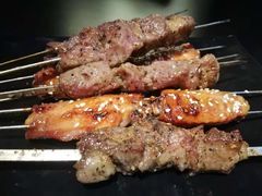 羊肉串-西街夜油条·麻团包乌饭