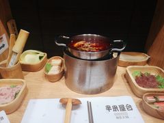 红锅-独食火锅·半米屋台(望平街店)