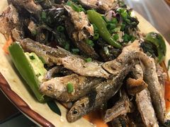 香苏蒸山坑鱼-海泉湾竹筒饭·瘦身水库大头鱼(从化温泉镇店)