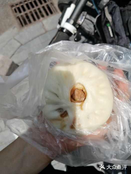 许鲜包子铺鲜肉包图片