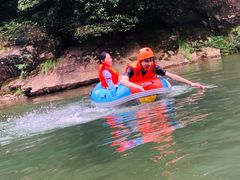 -安吉龙王山峡谷漂流