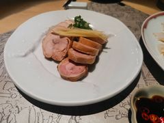 -穹六人间 people 6(岳阳路店)