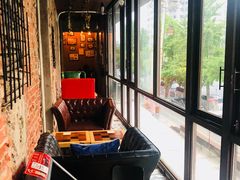 -斯普汇生蚝牛排馆(中骏世界城店)