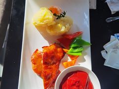 -唐拉雅秀酒店-西锦汇空中BBQ·思创餐厅