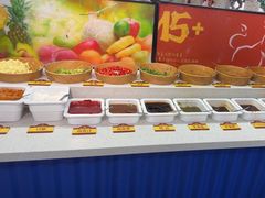 -四囍码头海鲜烧烤自助火锅(外滩南京东路悦荟广场店)