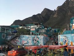 -百里峡七彩艺术小镇