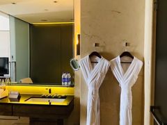 -广州天河希尔顿酒店