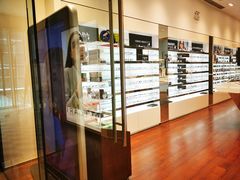-LensCrafters亮视点·OAKLEY精选(静安嘉里中心店)