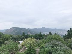 -灵岩山风景区