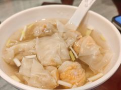 净蟹子鲜虾云吞-恩宁刘福记(东华东路店)