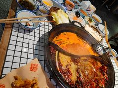 -董眼镜火锅(洪崖洞总店)