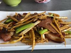 腊肉炒笋-彭记老妈蹄花(文化路店)