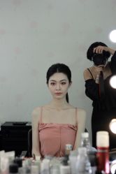 -红馆妆造(中央大街店)