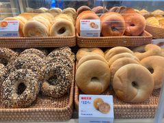-红星前进面包牛奶公司(君太店)