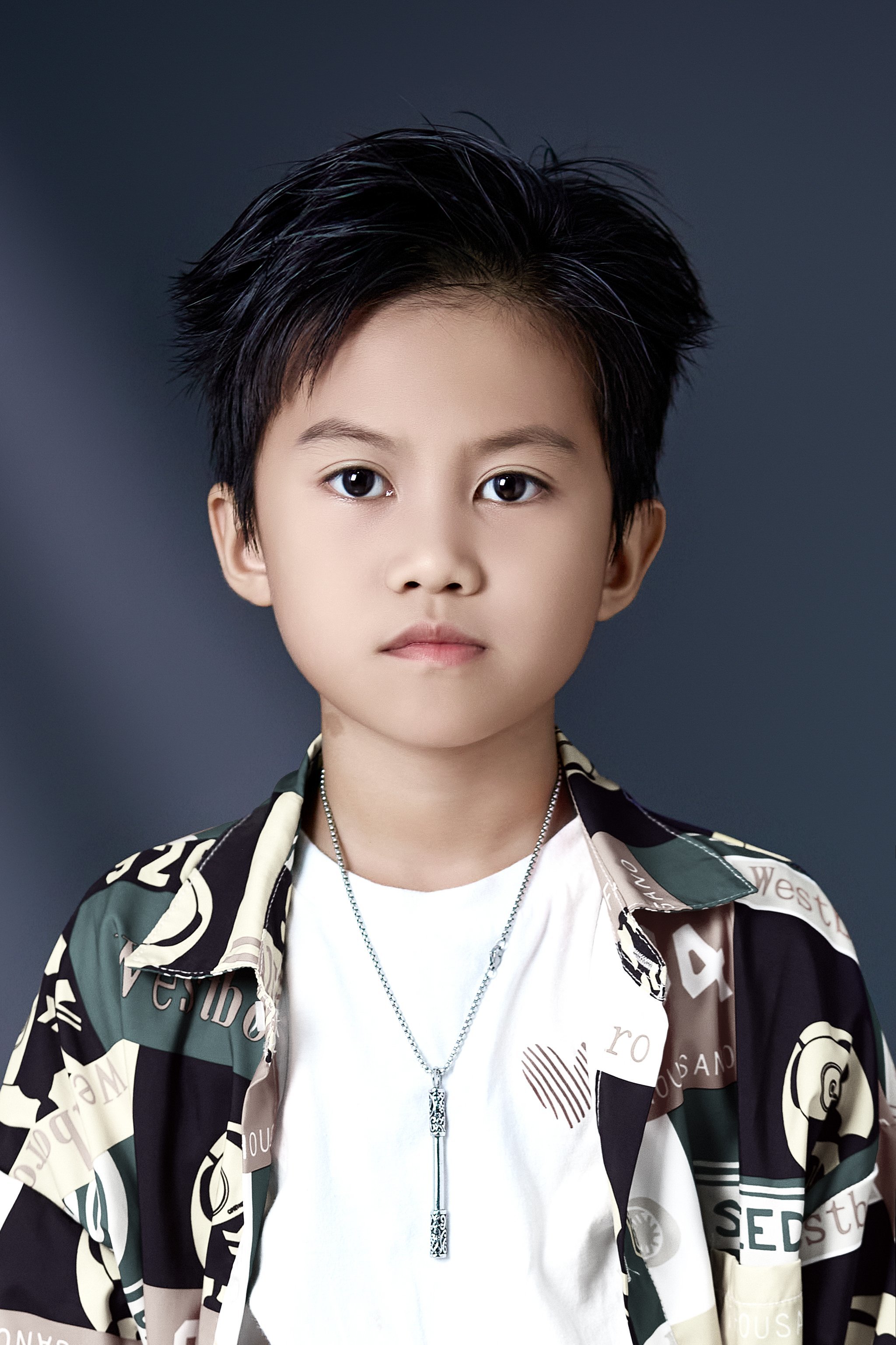 小男孩酷炫造型(儿童肖像写真)